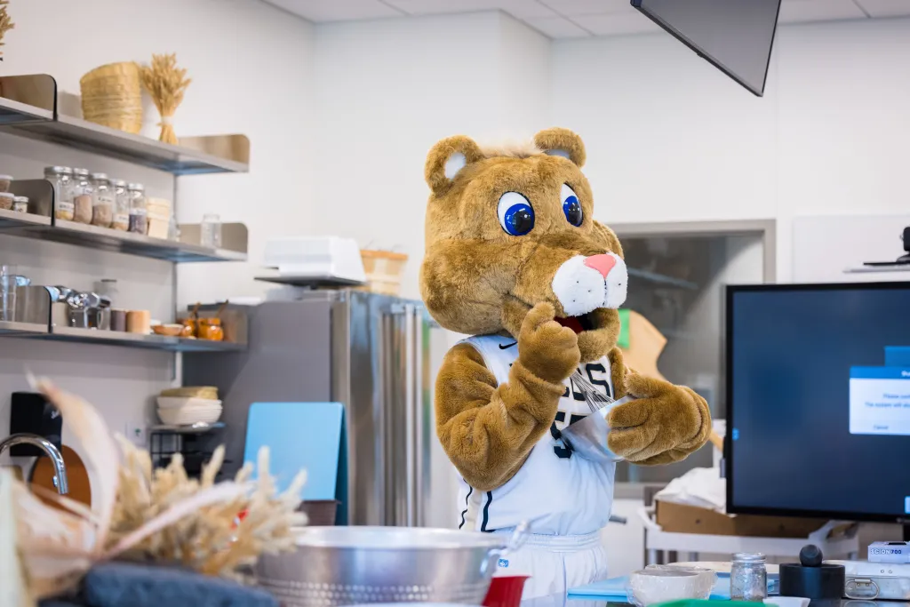 Clyde Mascot